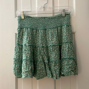 American Eagle flowy floral mini skirt